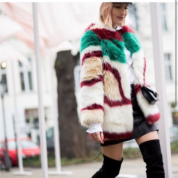 MAISON SCOTCH & Soda Faux Fur Colorful Coat Sz OS S M Winter Festival Concert - Picture 10 of 16